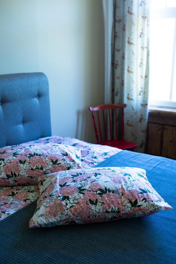 Appartement Livi Avat à Ikla Extérieur photo