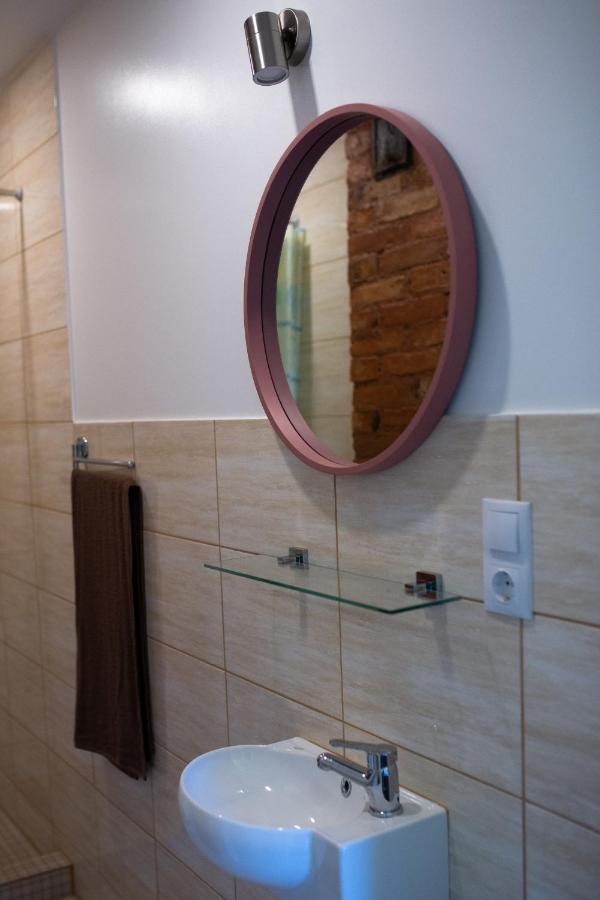 Appartement Livi Avat à Ikla Extérieur photo